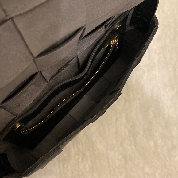 Weaved crossbody bag - Picture 3 of 4